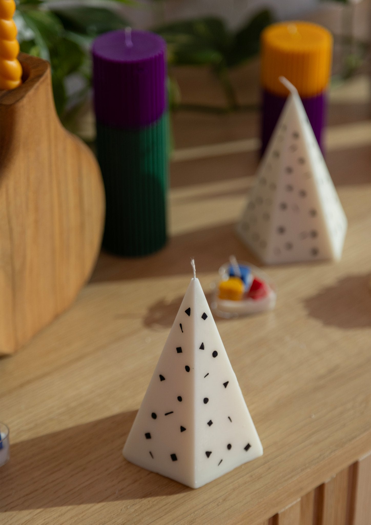 Parva | Pyramid Handmade Hand - painted Soywax candle - House of Dhara