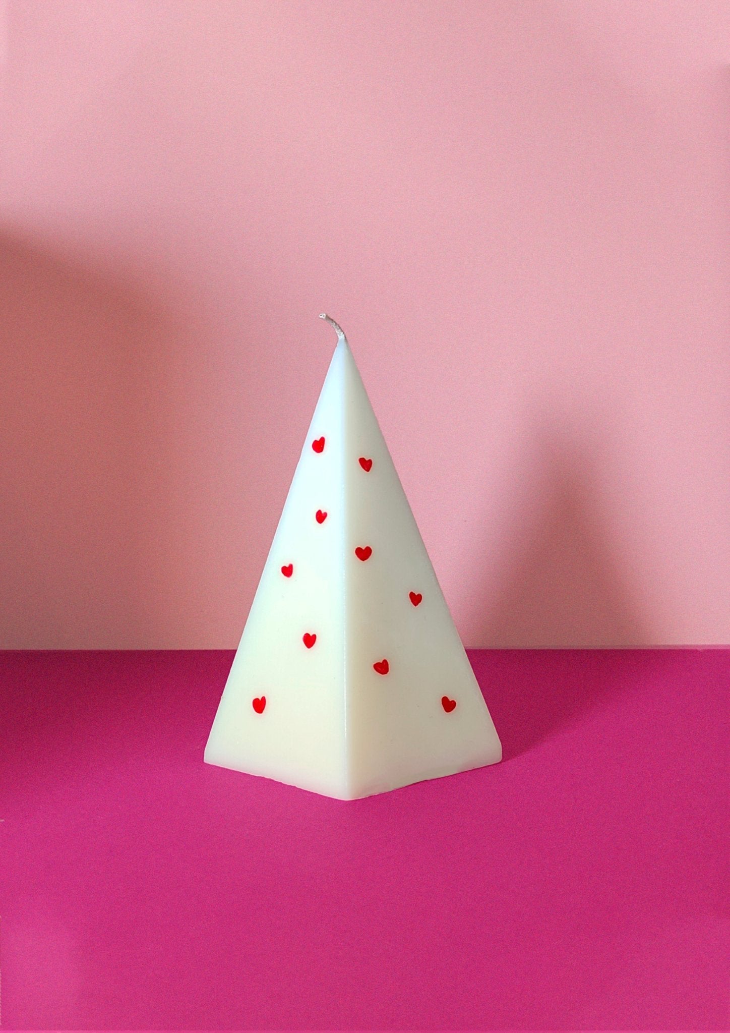 Parva with a heart | Romantic Pyramid Handmade Hand - painted Soywax candle - House of Dhara