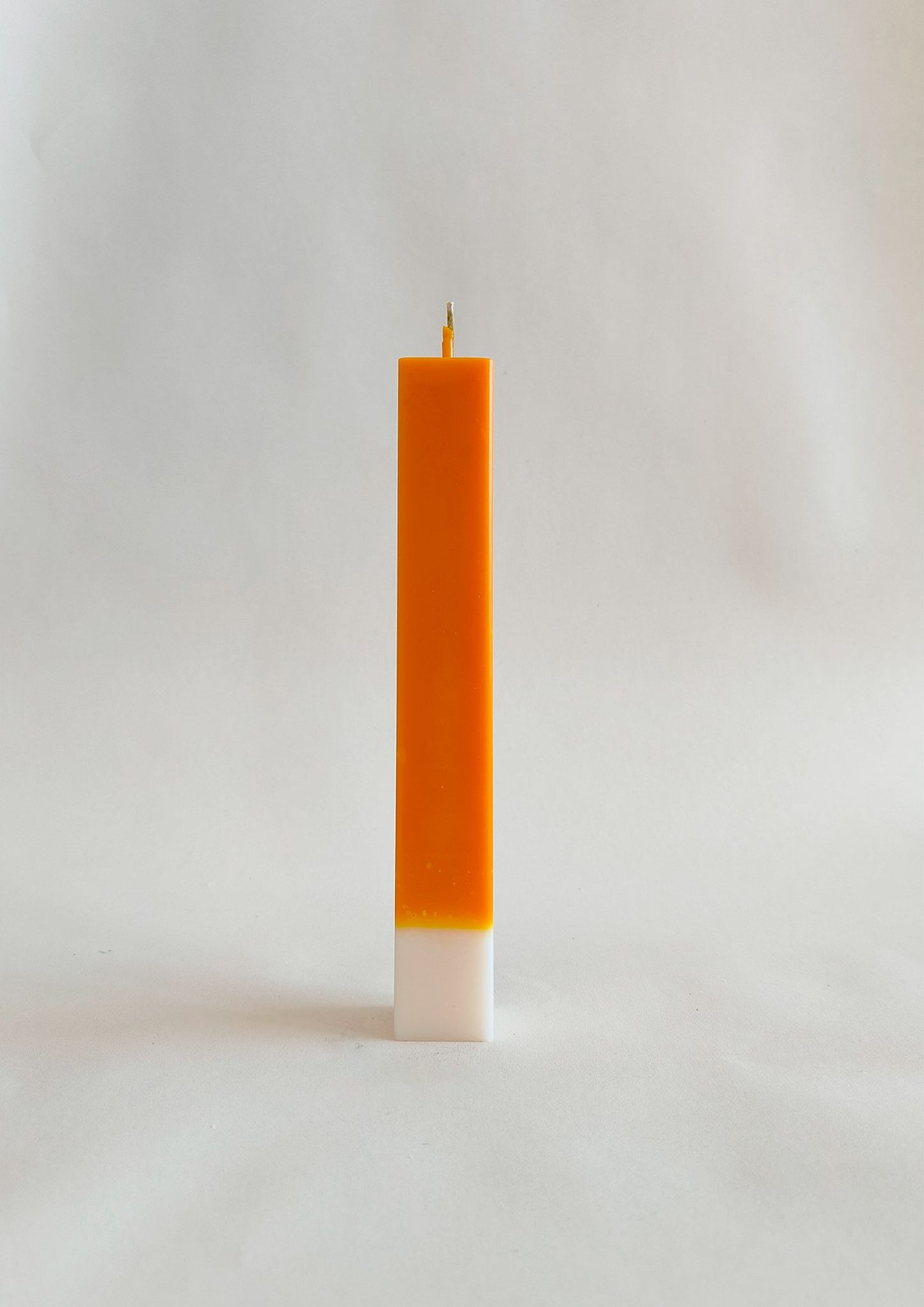 Tower Candle in yellow - white | Handmade Soy wax Candle - House of Dhara